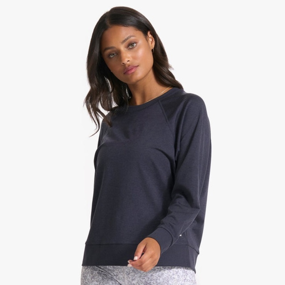 Vuori Long Sleeve Halo Crew
